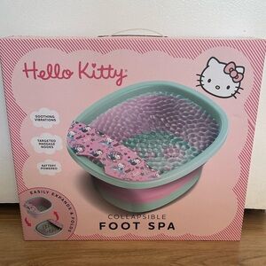 💯 % Authentic Sanrio Hello Kitty Collapsible Foot Spa.